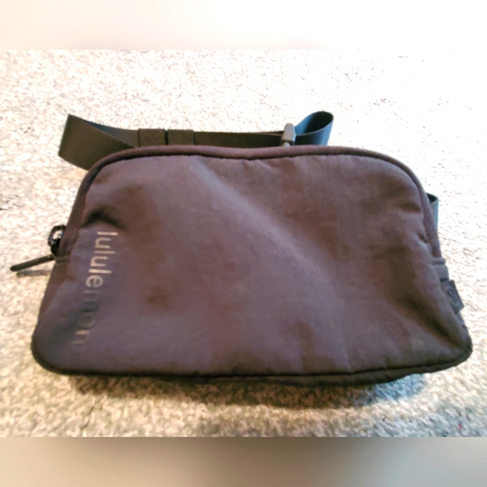 Lululemon Small Belt Bag